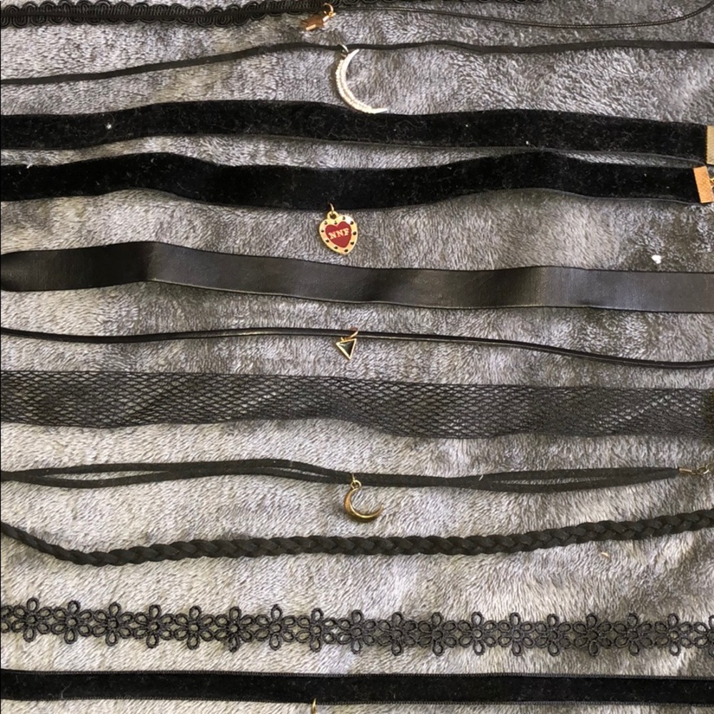 Assorted chokers